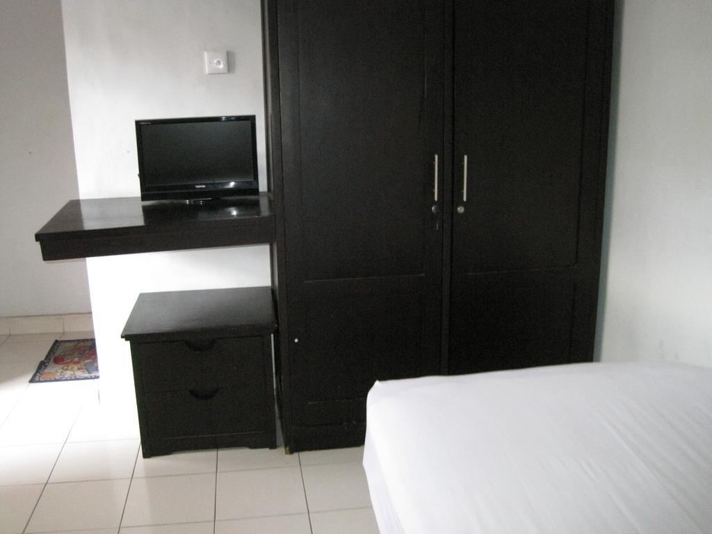 Taman Mekar Beach Inn Kuta Lombok Rum bild